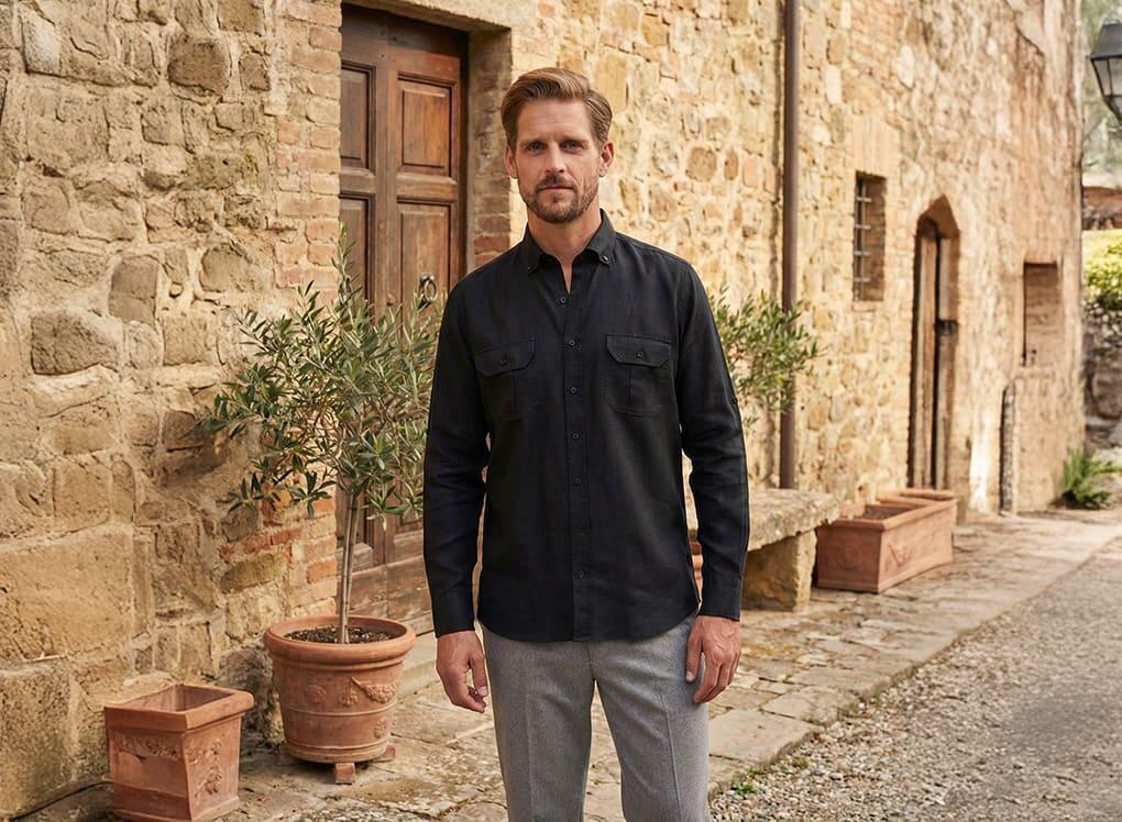 Siyah Gömlek ile Akşam Şıklığı Nasıl Yaratılır?