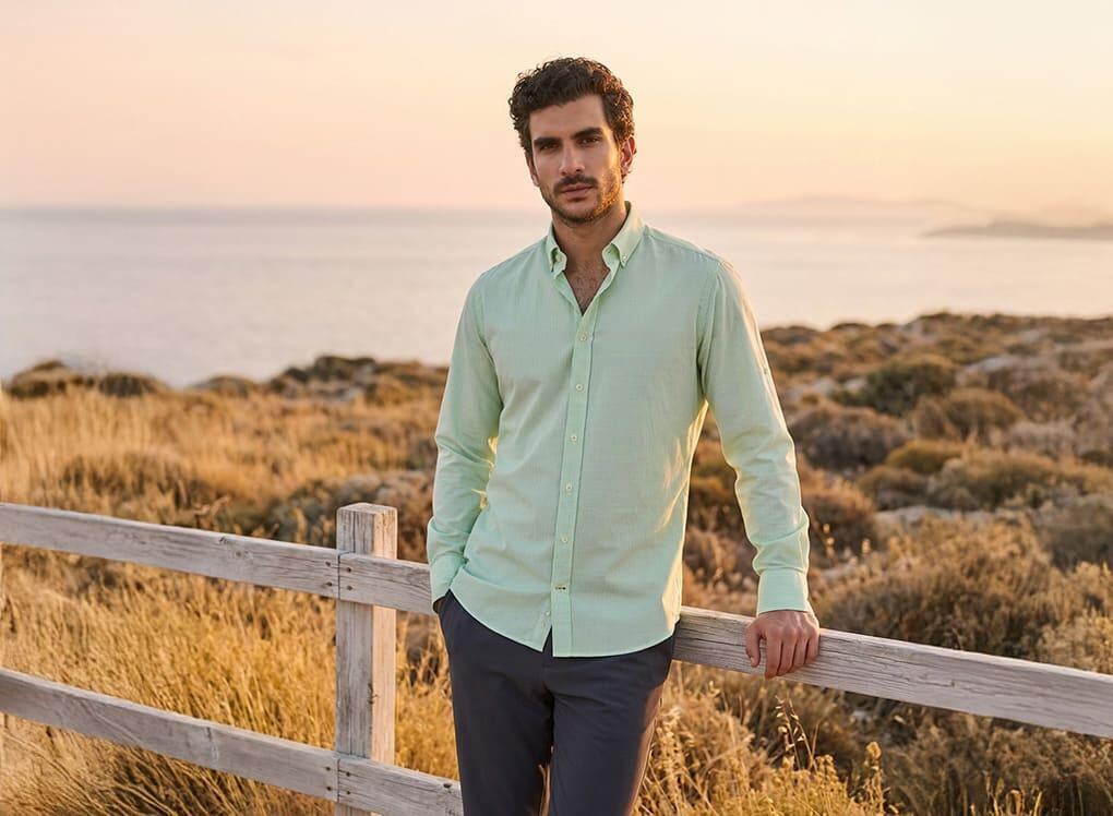 Yaz Ayları İçin En İyi Erkek Gömlek Modelleri