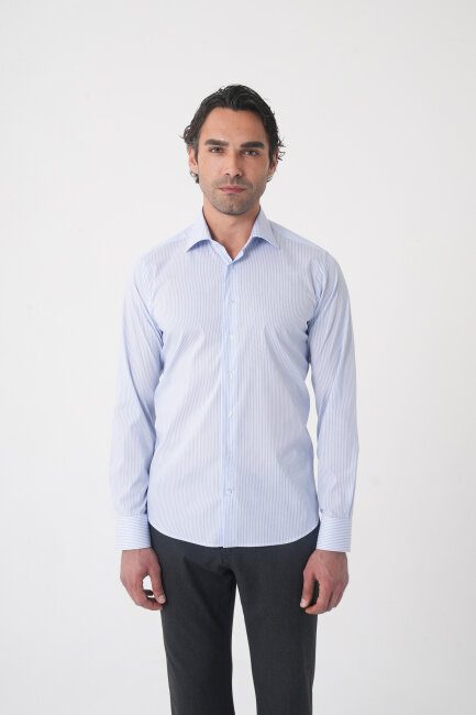 Açık Mavi Uzun Kol Klasik D Yaka Cepsiz Erkek Gömlek   - 1