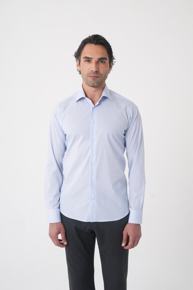 Açık Mavi Uzun Kol Klasik D Yaka Cepsiz Erkek Gömlek   - 1