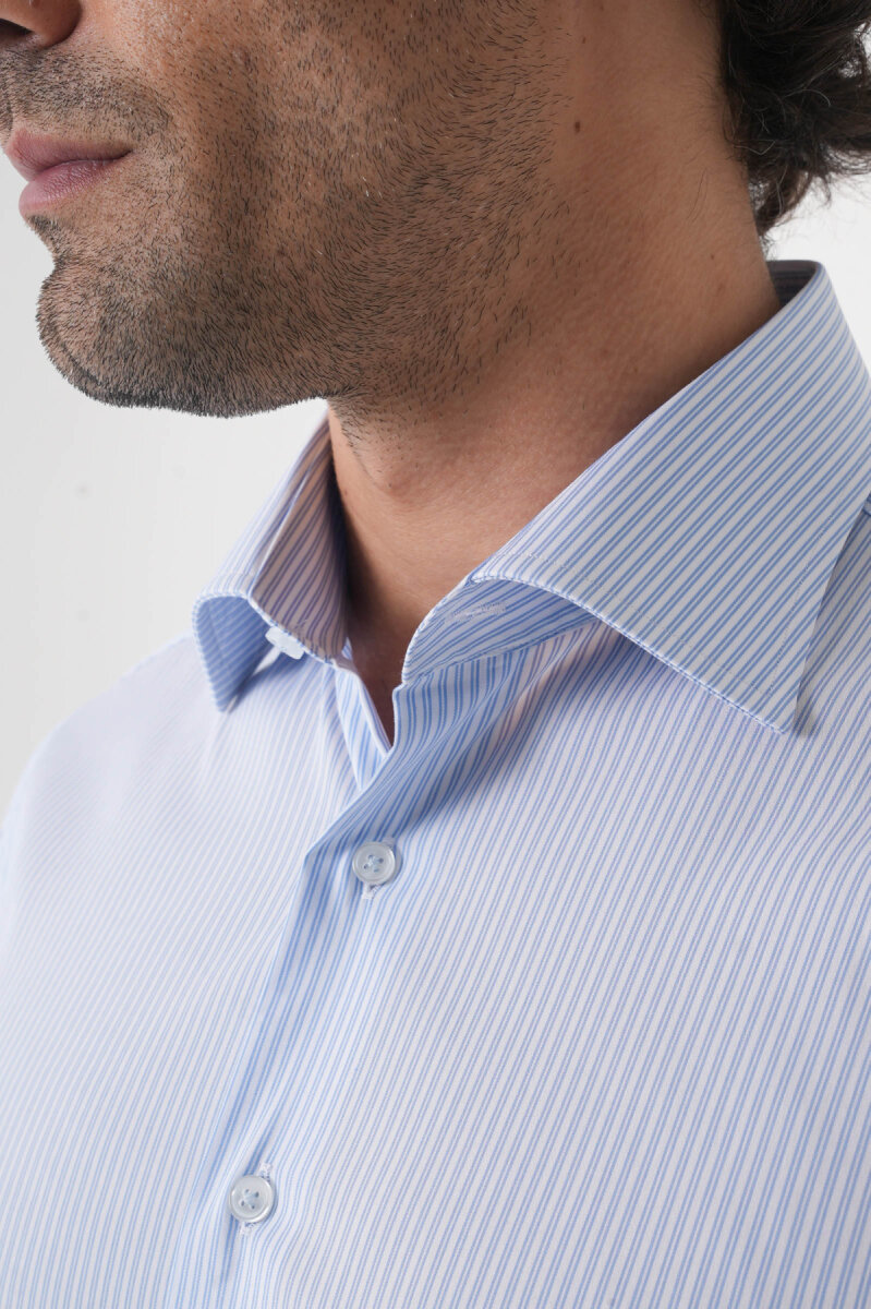 Açık Mavi Uzun Kol Klasik D Yaka Cepsiz Erkek Gömlek   - 6