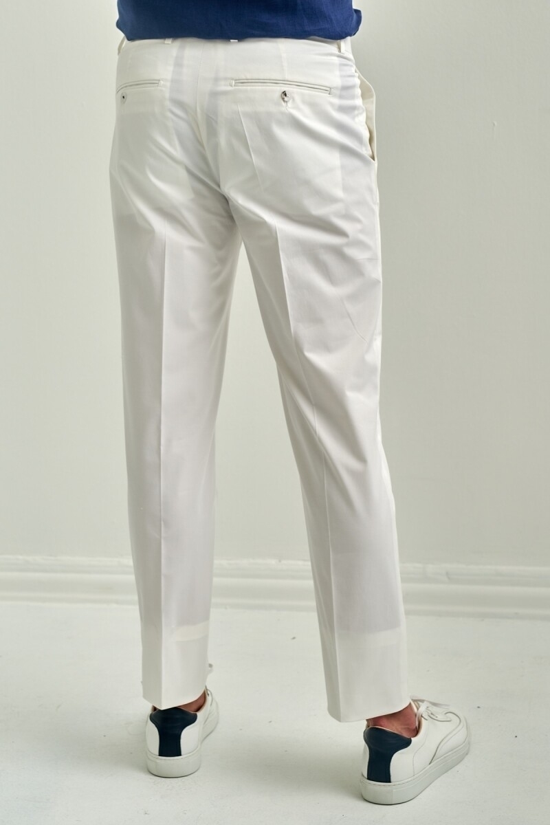 Beyaz Gabardin 4 Cepli Spor Erkek Pantolon (1)