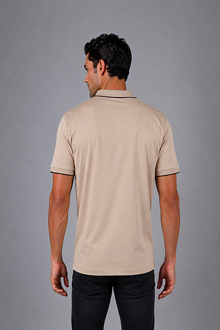 Bej Çerçeve Polo Yaka Fermuarli T-shirt (1)