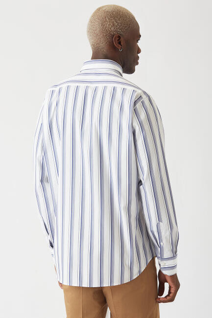 Erkek Lacivert Regular Fit Düğmeli Yaka Spor Gömlek (1)