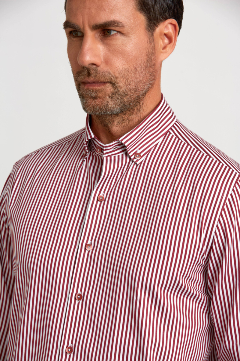 Modern Fit Düğmeli Yaka Bordo Saten Erkek Gömlek - 4