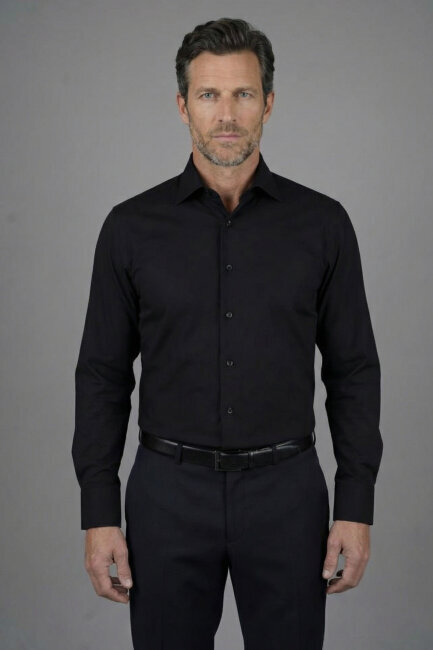 Regular Fit Klasik Yaka Cepsiz Siyah Erkek Gömlek 