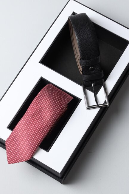 Siyah Deri Kemer & Armürlü Kravat 2'li Erkek Hediye Seti