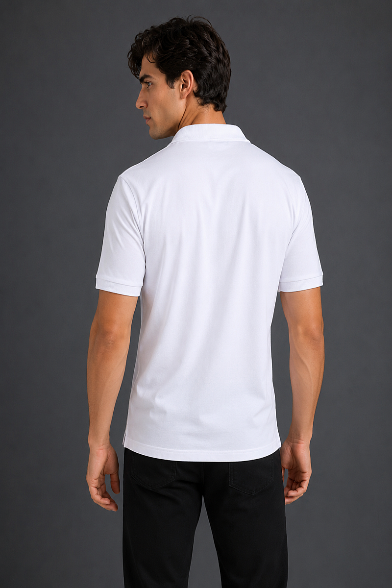 Beyaz Jakarli Kaleci̇ Yaka Tshirt (1)