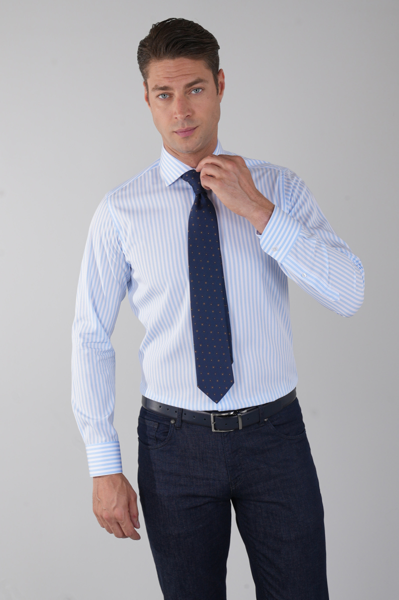 Uzun Kol İtalyan Yaka Cepsiz Mavi Pamuk Erkek Gömlek - 1