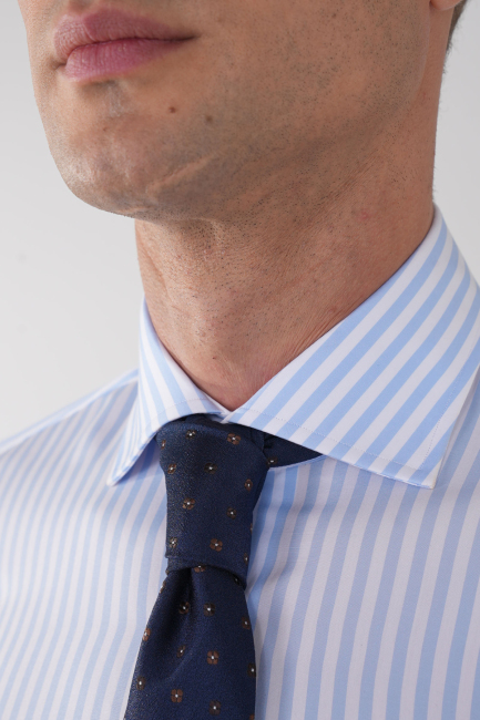 Uzun Kol İtalyan Yaka Cepsiz Mavi Pamuk Erkek Gömlek - 3