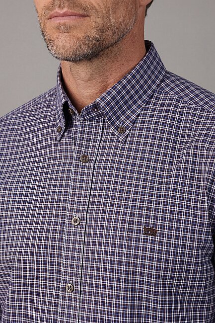 Uzun Kol Düğmeli Yaka Cepsiz Erkek Gömlek Lacivert (2)