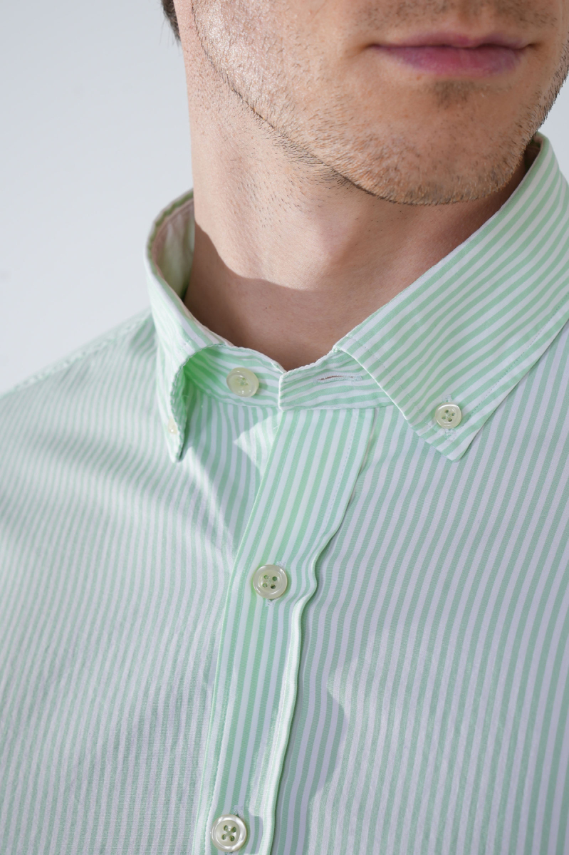 Uzun Kol Paşa Yaka Cepsiz Yeşil Pamuk Erkek Gömlek - 3