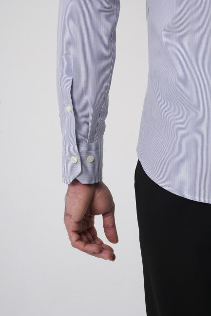 Uzun Kollu Paşa Yaka Regular Fit Erkek Siyah Cepsiz Gömlek - 8